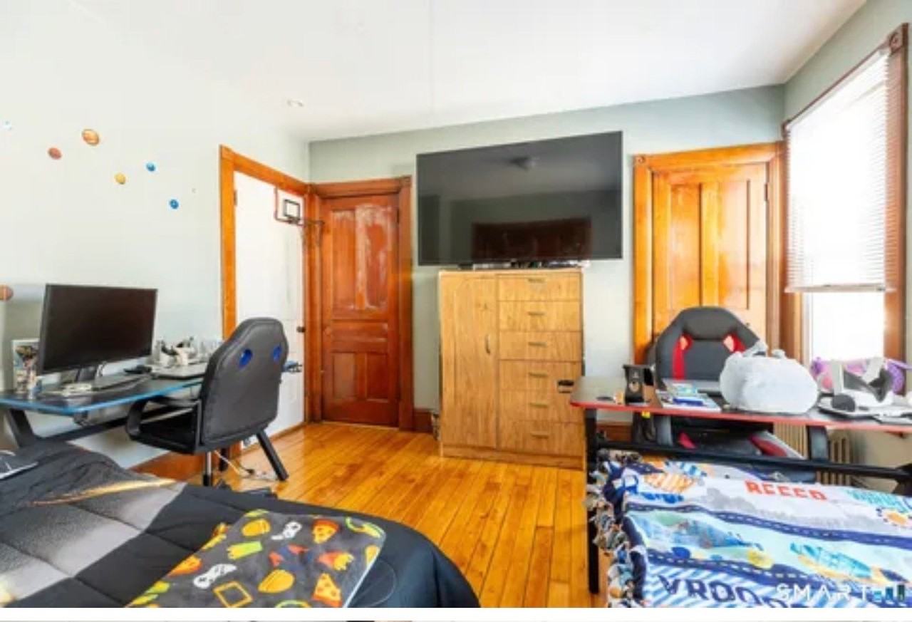20 Pleasant St #1 - Photo 2 of 9