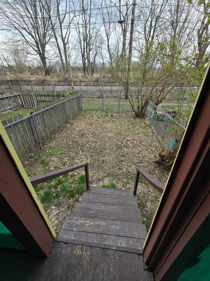 3931 Bell St - Photo 3 of 20