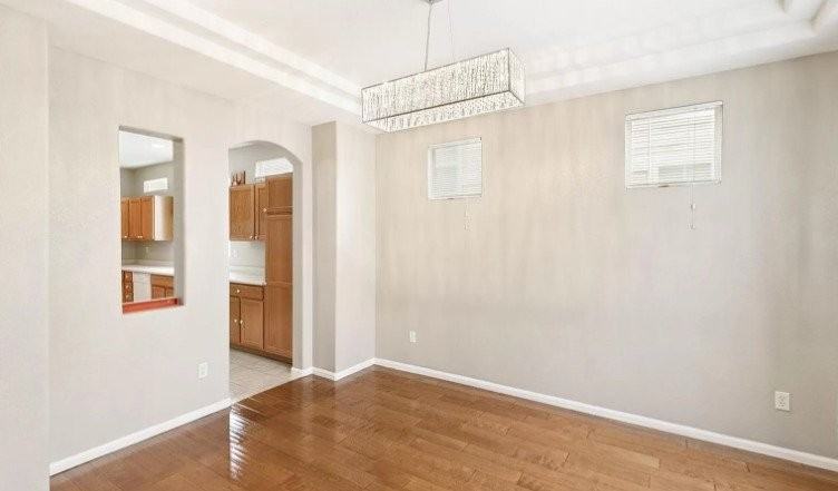 6347 Utica Ct - Photo 3 of 20