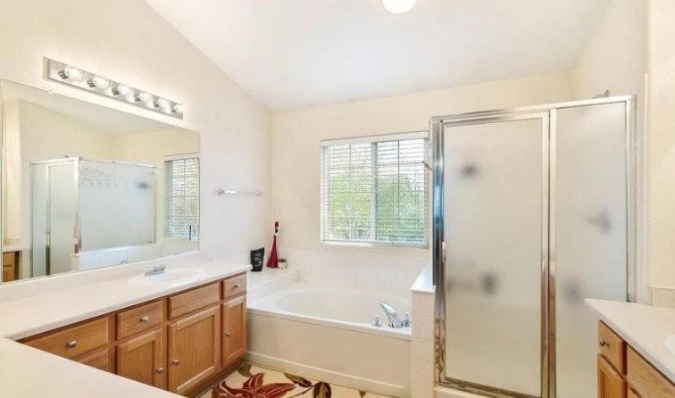 6347 Utica Ct - Photo 6 of 20