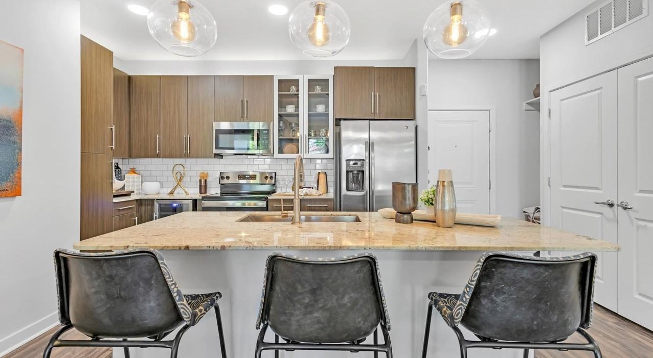 2627 Live Oak St #1376 - Photo 4 of 19