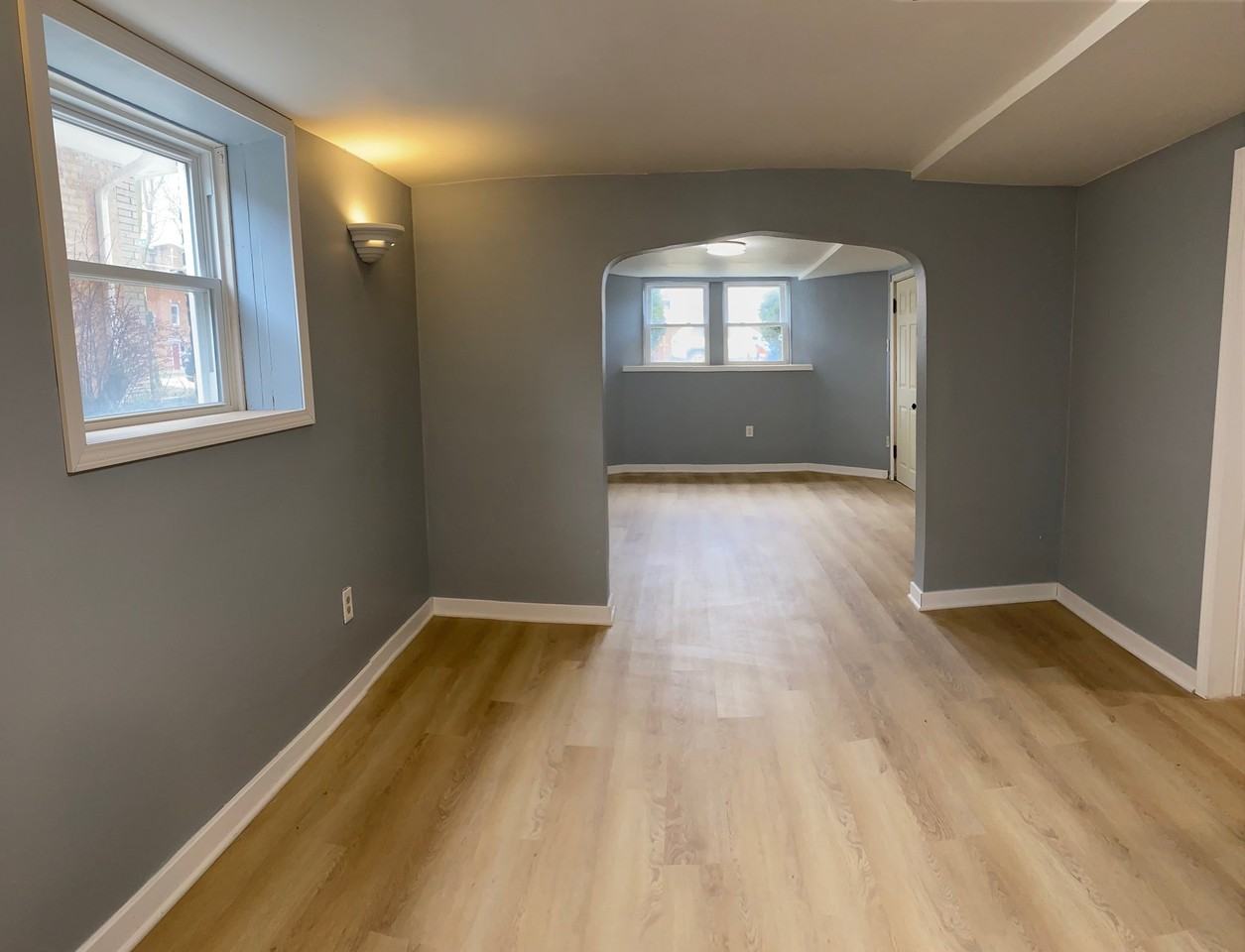 3755 S Winchester Ave - Photo 2 of 20