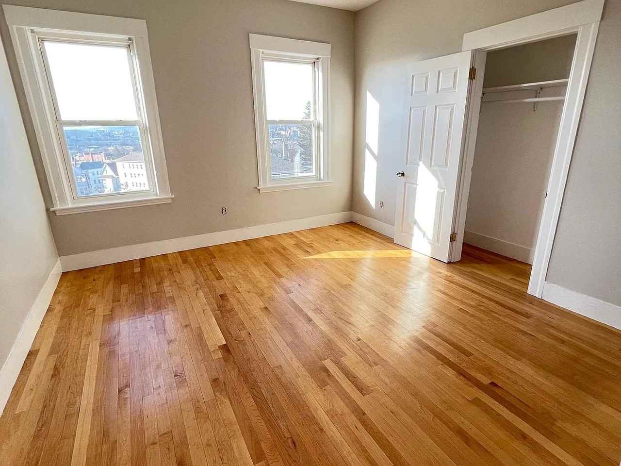 13 Winthrop St #3 - Photo 3 of 11