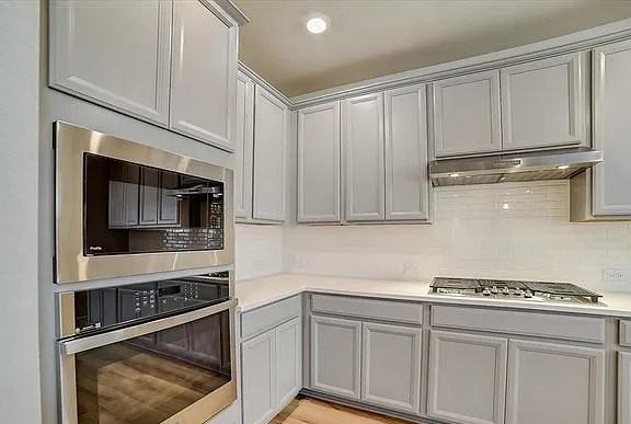 387 Borchers Blvd - Photo 4 of 19