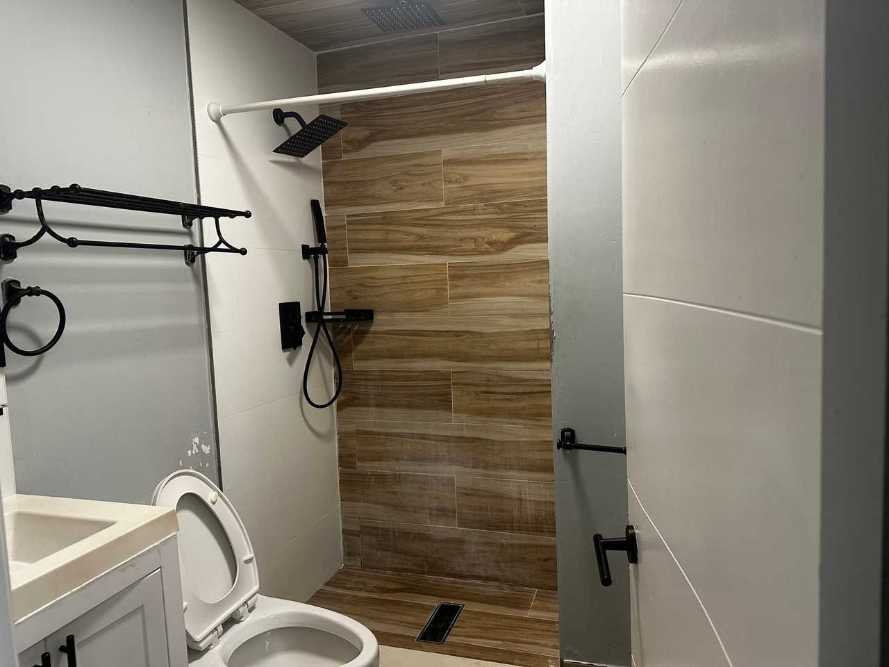 804 Middle St #804 - Photo 4 of 4