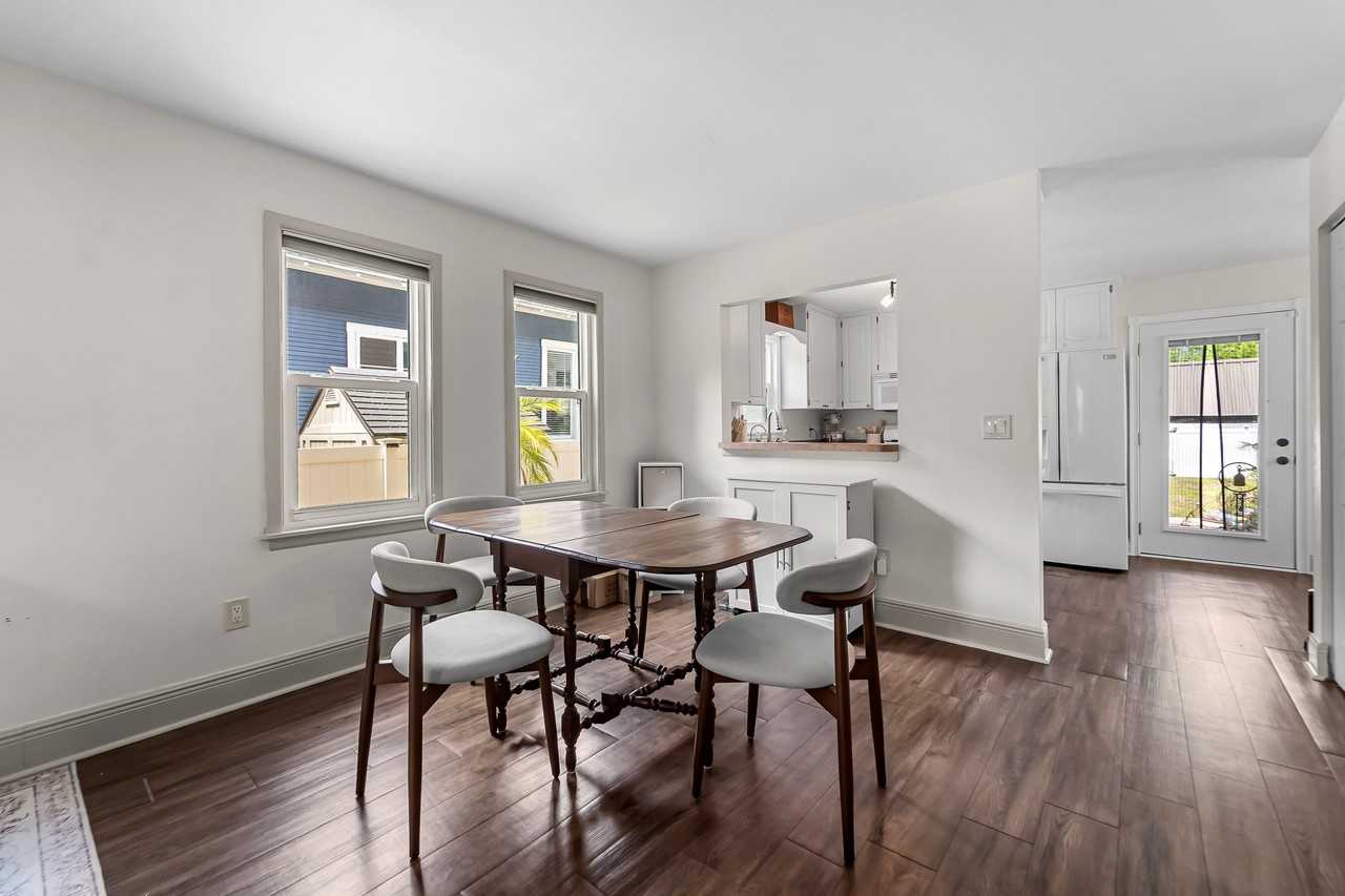 308 E Ross Ave - Photo 4 of 20