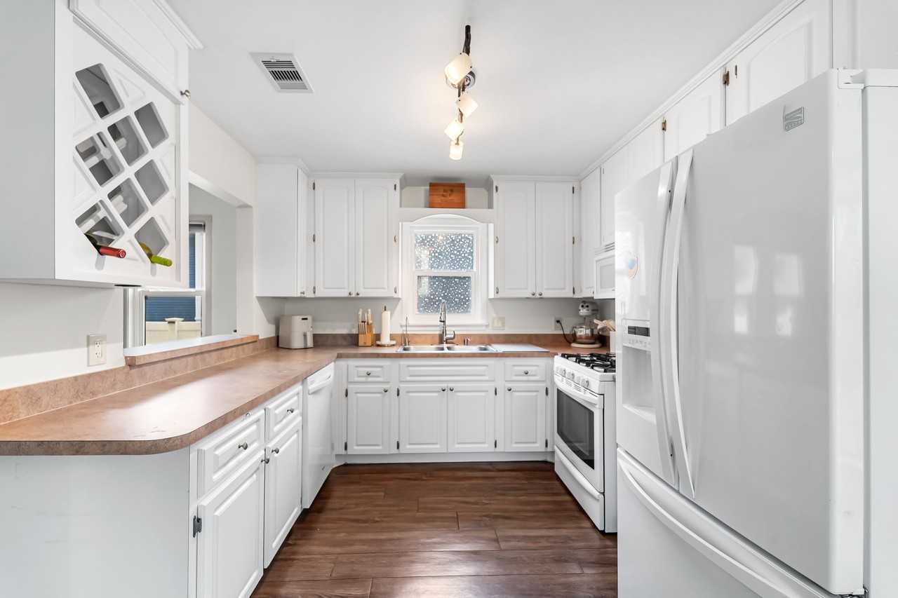 308 E Ross Ave - Photo 6 of 20