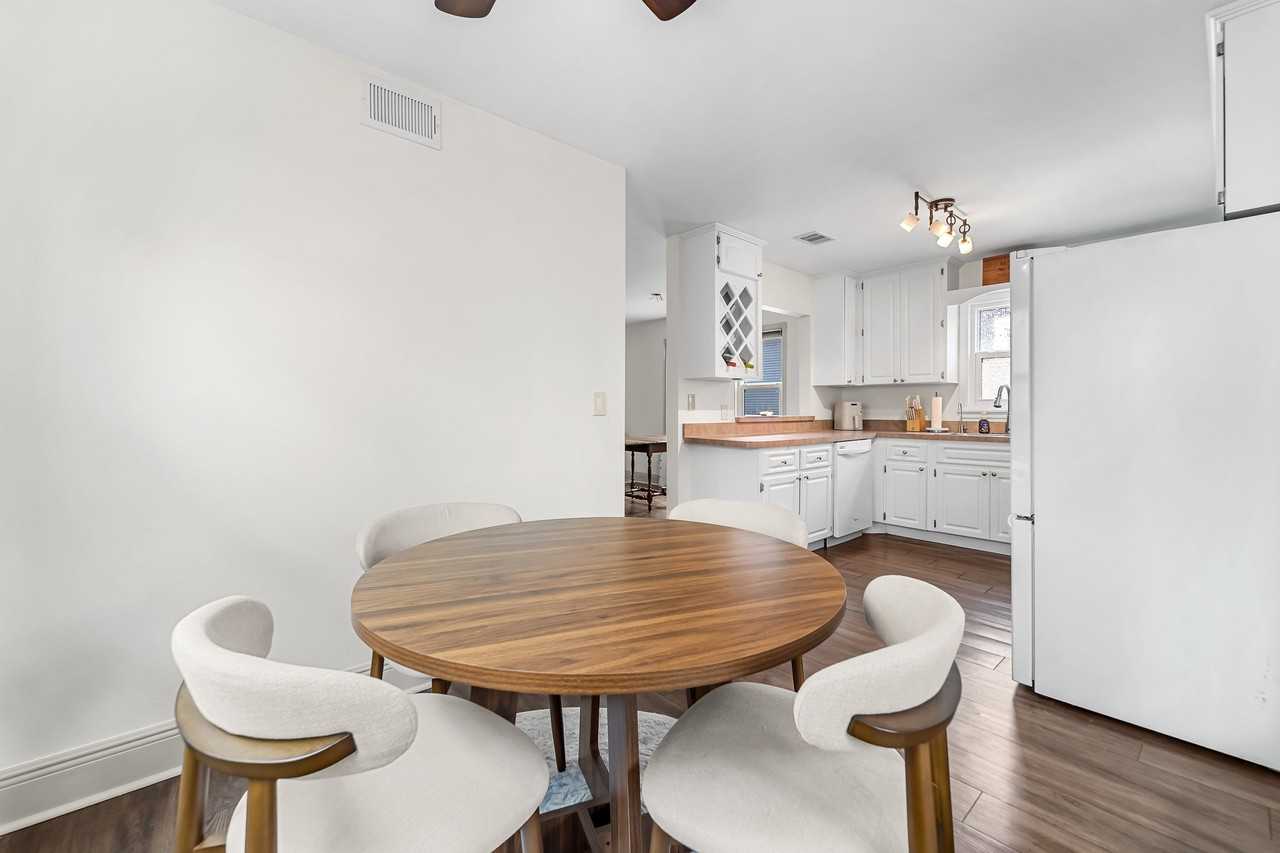 308 E Ross Ave - Photo 7 of 20