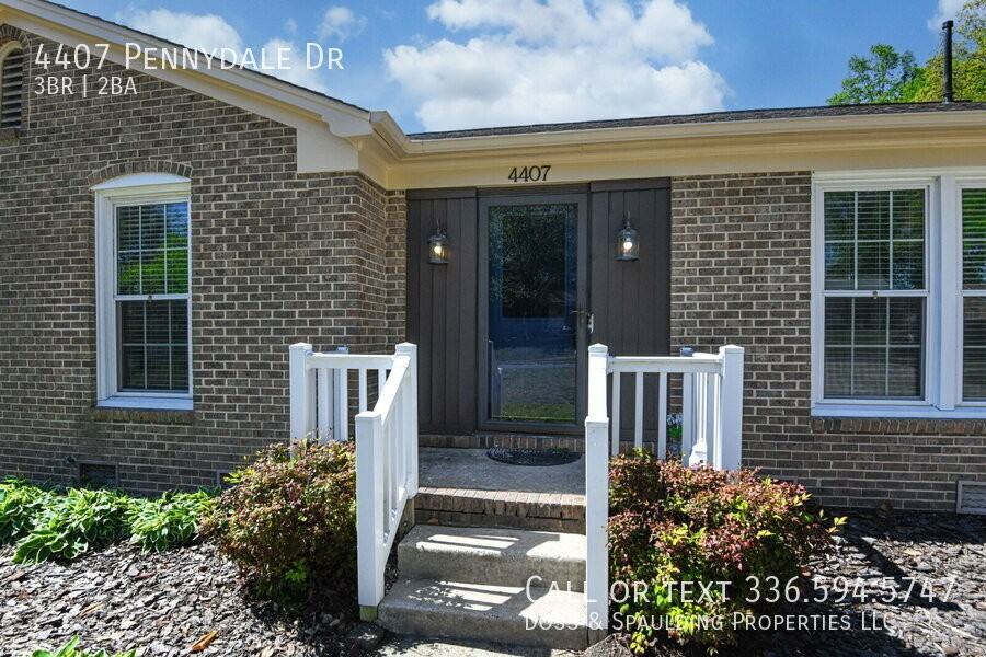 4407 Pennydale Dr - Photo 3 of 31