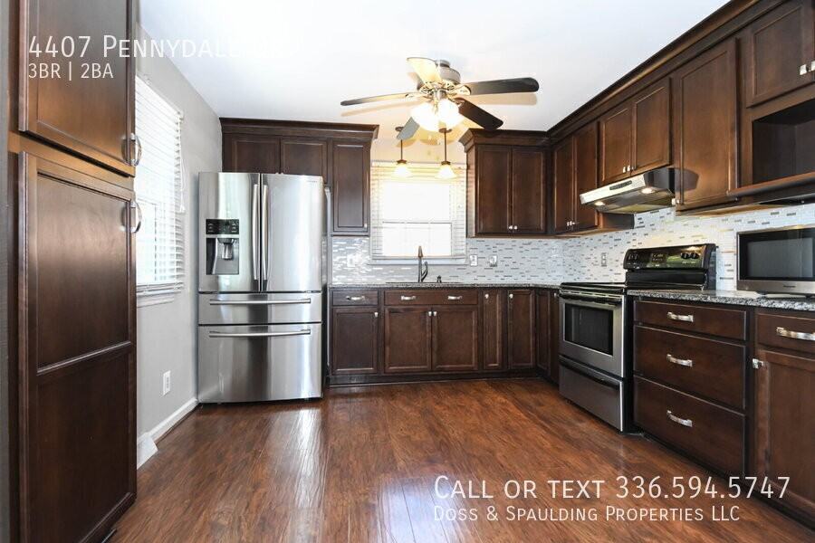 4407 Pennydale Dr - Photo 7 of 31