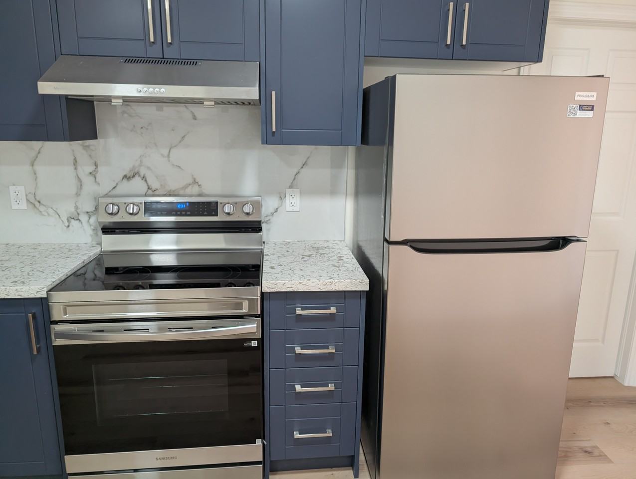 44 Royal West Drive - Photo 2 of 20