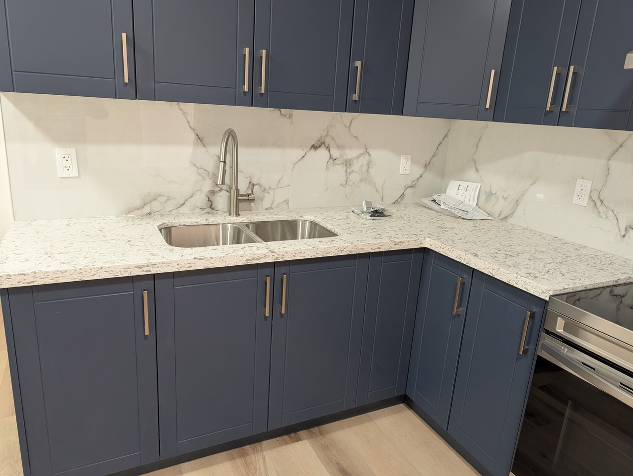 44 Royal West Drive - Photo 3 of 20