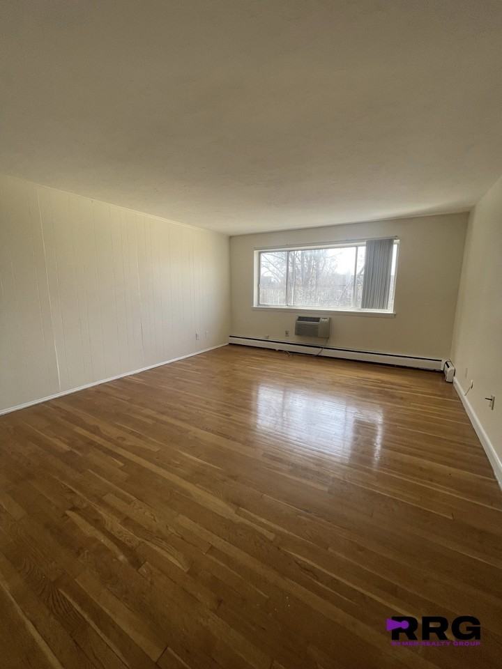75 Gardner Street #35 - Photo 5 of 12