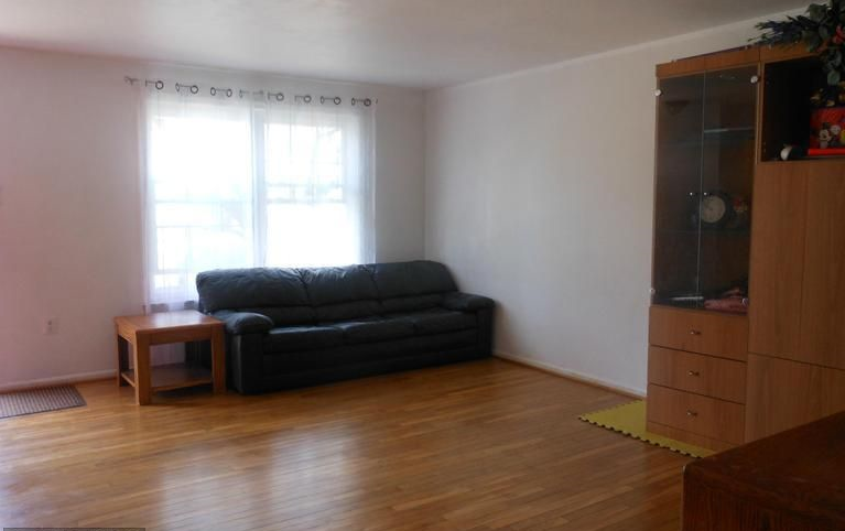 10512 Bounty Cove Ct #NA - Photo 3 of 9