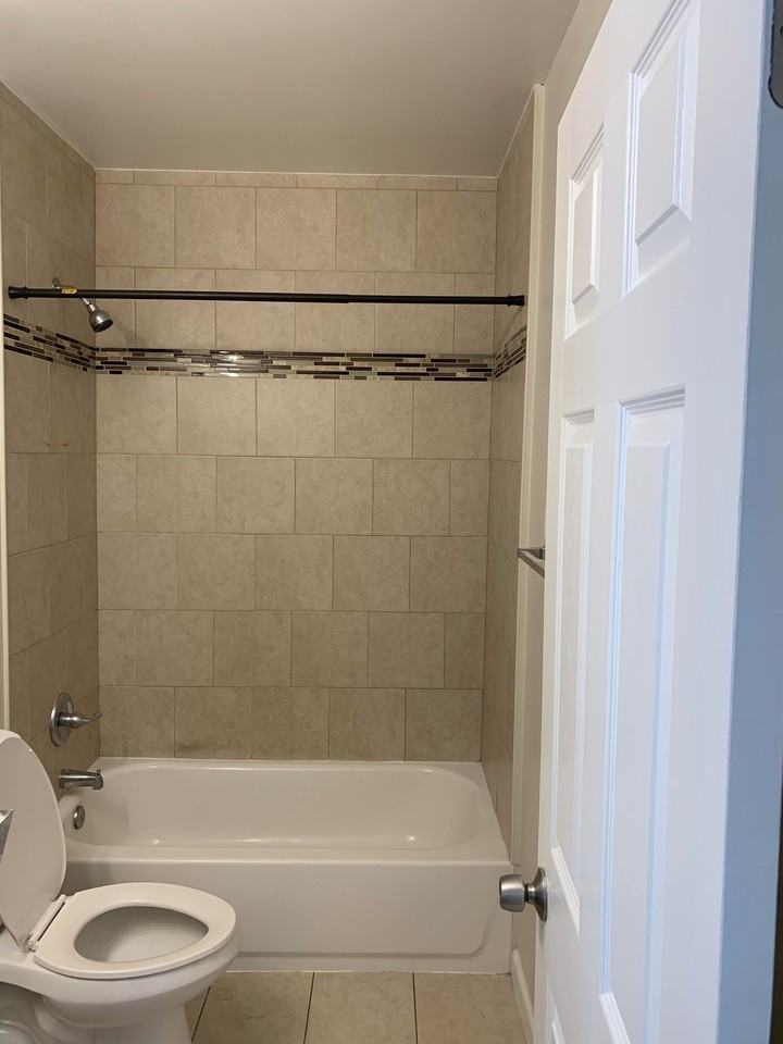 402 N Milton Ave #402B - Photo 3 of 28