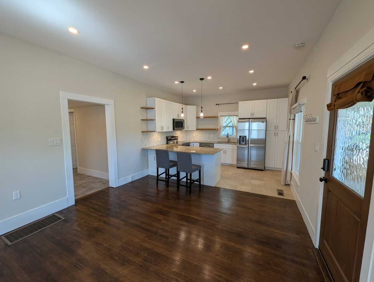 30 Woodrow Ave #NA - Photo 5 of 34