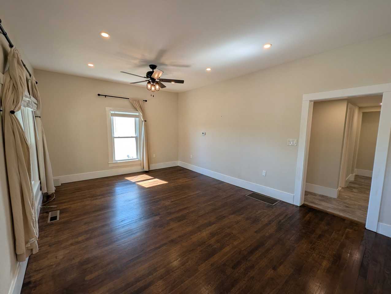 30 Woodrow Ave #NA - Photo 6 of 34