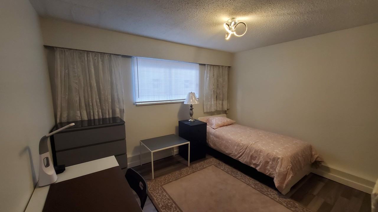 N Slocan St & Eton St - Photo 2 of 5