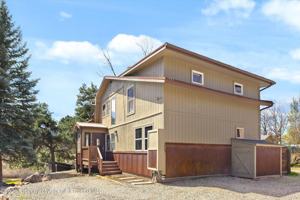 featured image of 217 Longhorn Ln