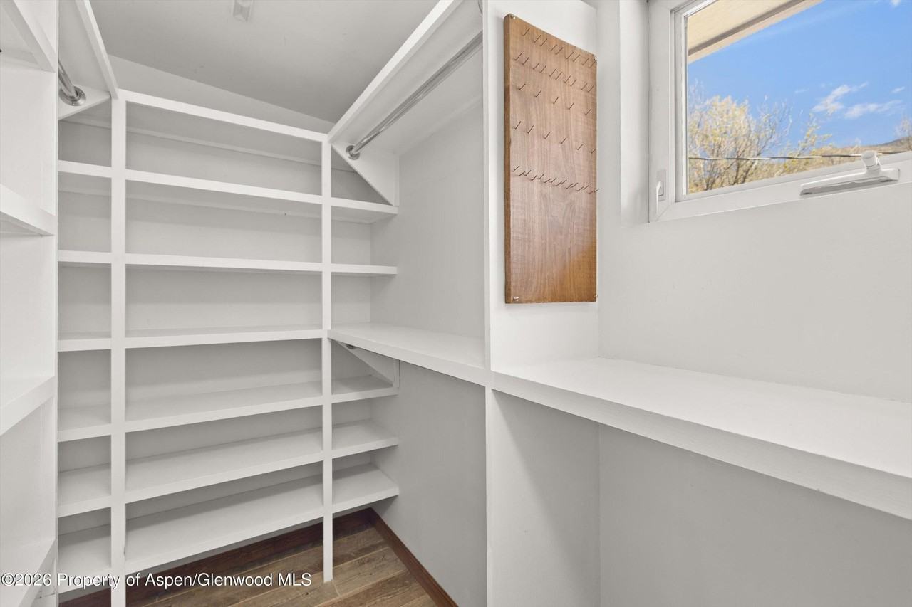 217 Longhorn Ln - Photo 7 of 15