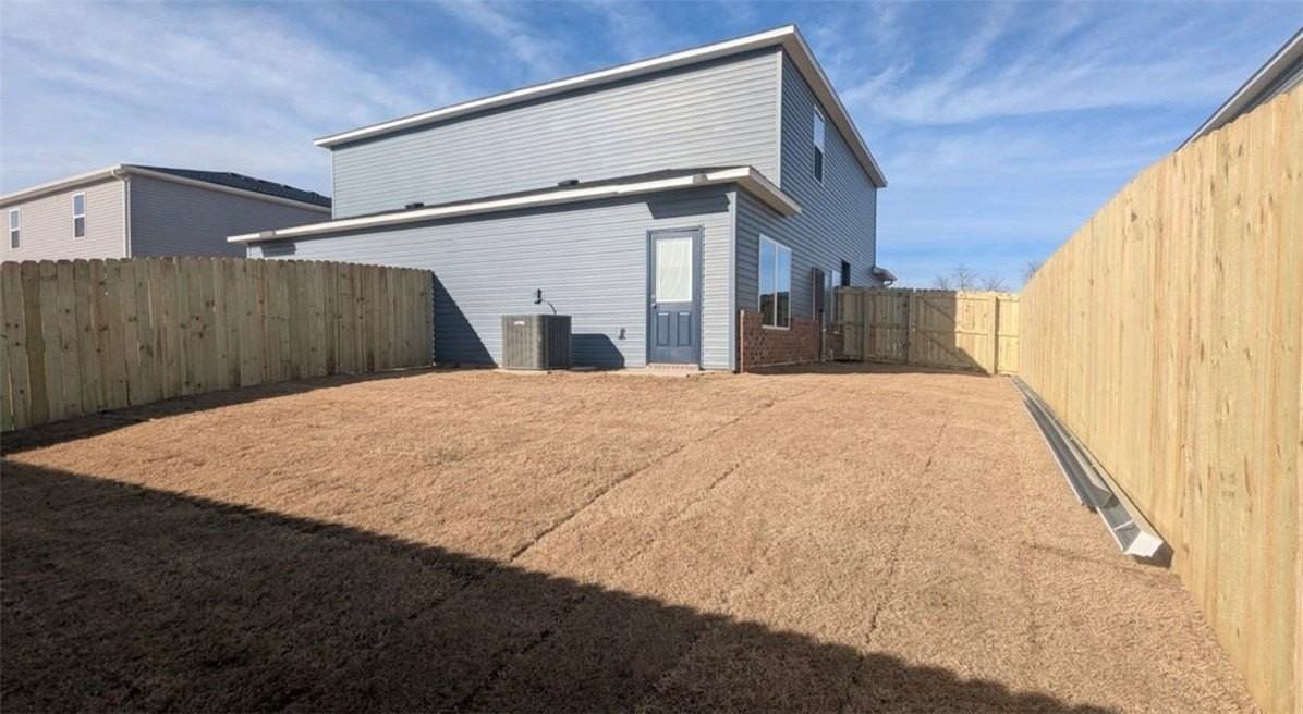 6705 Sw Dignity Ave - Photo 2 of 11