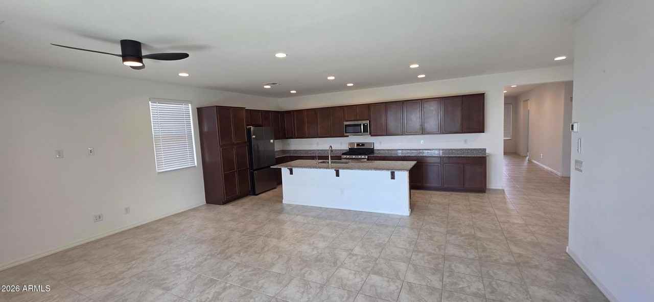 14759 W Soft Wind Dr - Photo 4 of 34