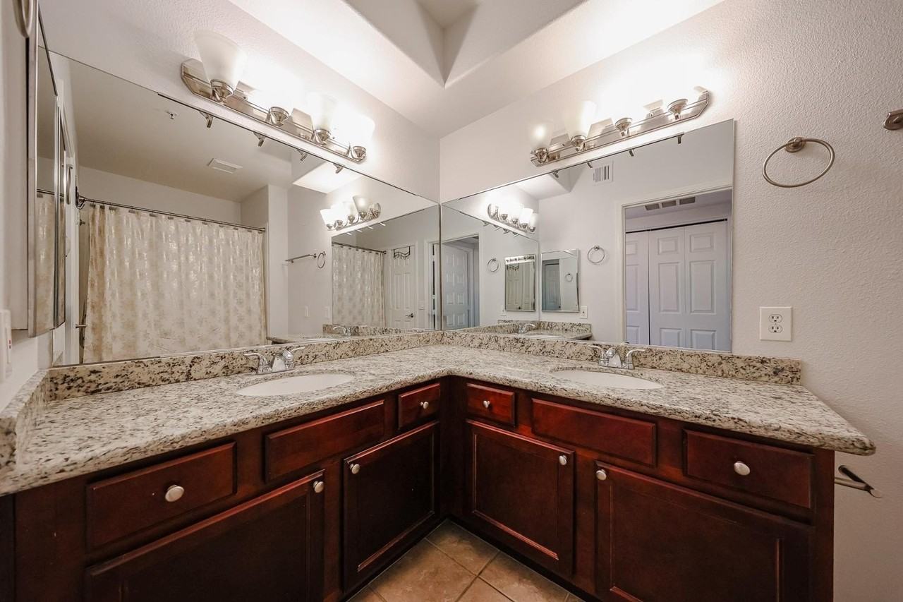 15095 N Thompson Peak Pkwy Unit 1095 - Photo 3 of 5