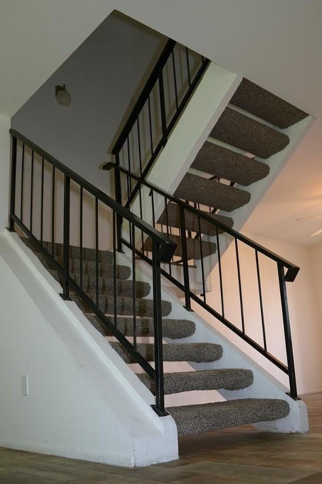 2881 E Fairmount Ave - Photo 7 of 14