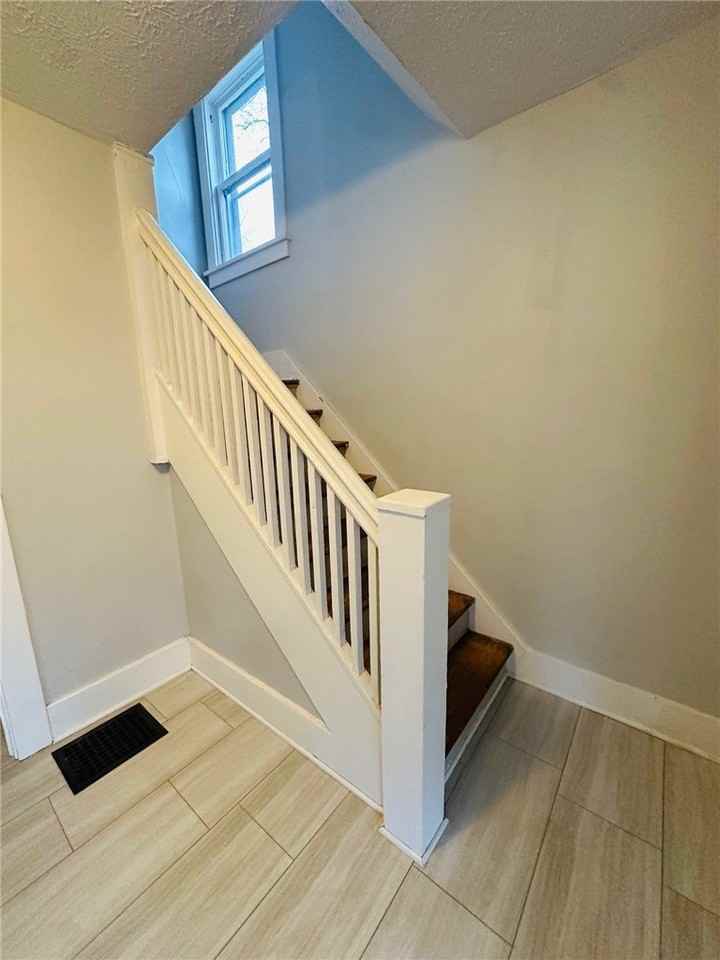 511 S Lincoln Rd - Photo 5 of 29