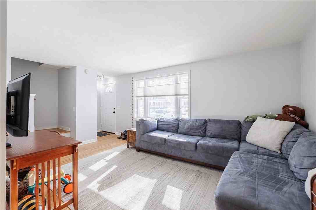 206 Farmington Rd - Photo 3 of 19