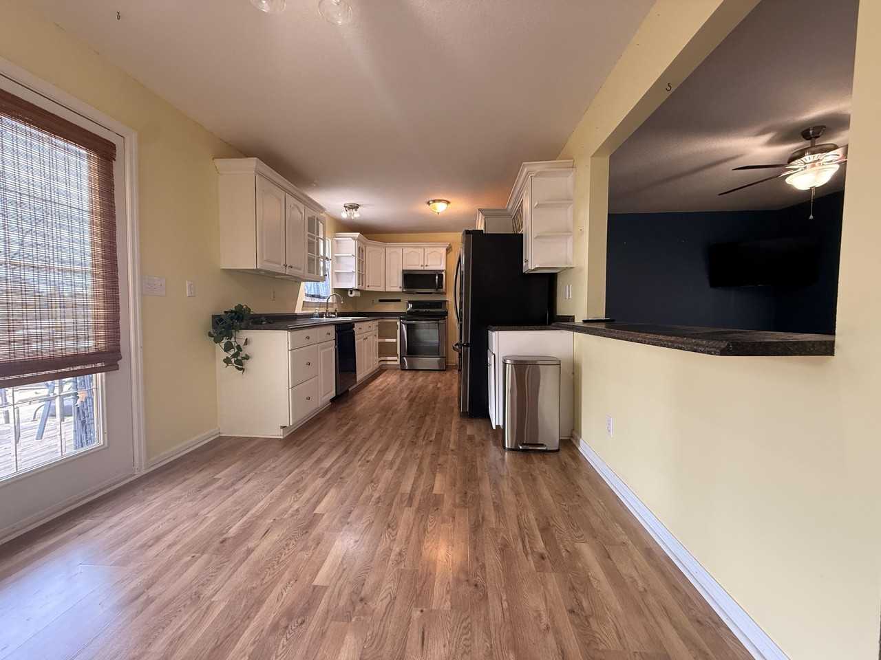 1012 Elaine Trl - Photo 5 of 26