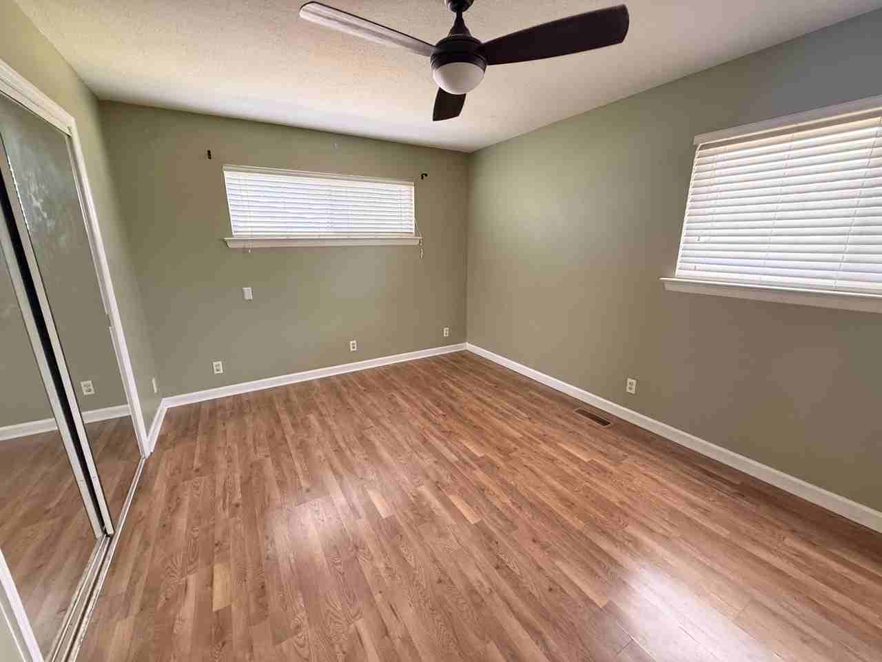 1012 Elaine Trl - Photo 7 of 26