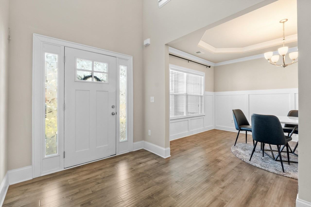 7435 Red Poppy Dr - Photo 5 of 43