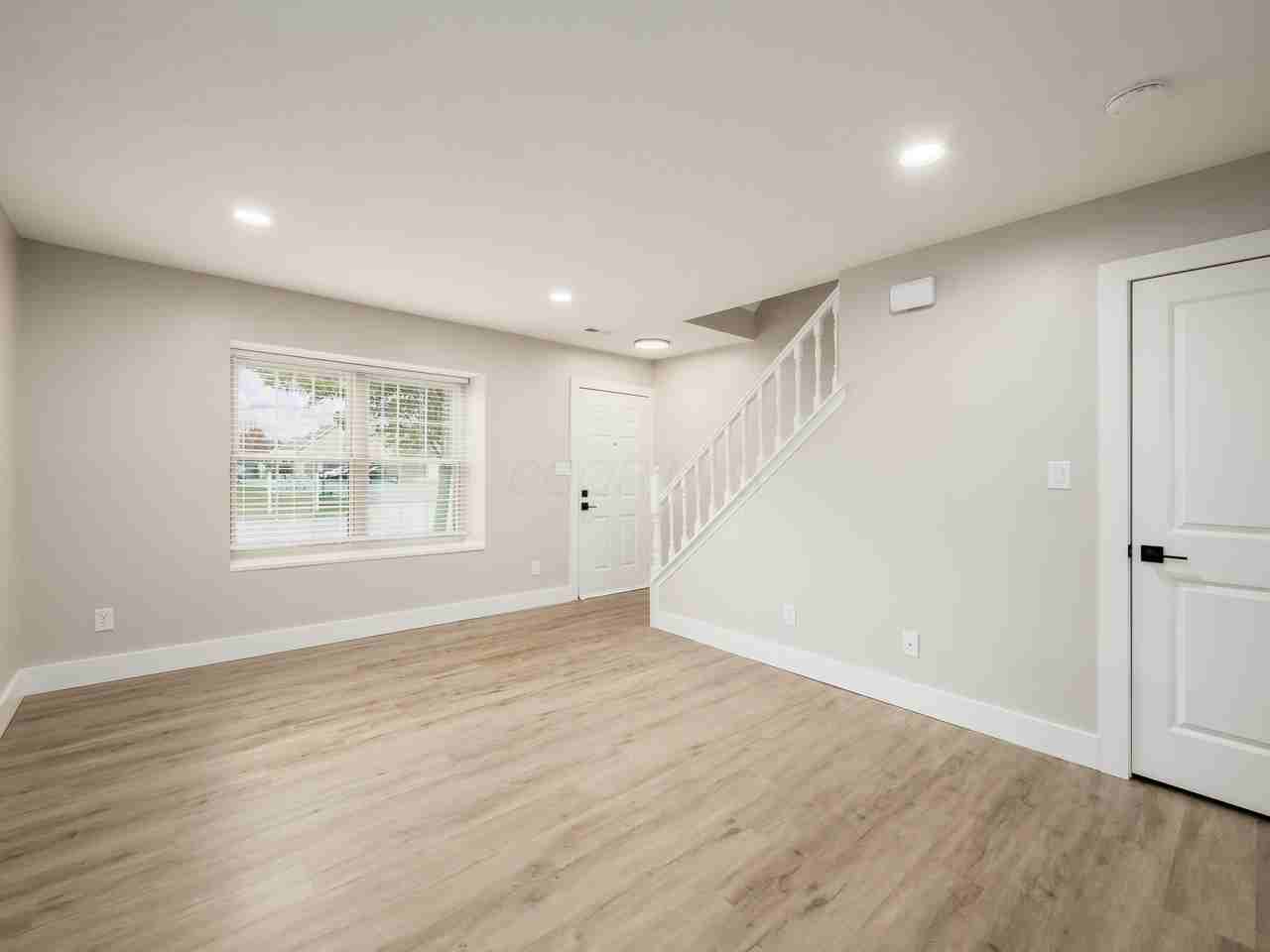 631 Pebble Place Dr Apt A - Photo 6 of 20