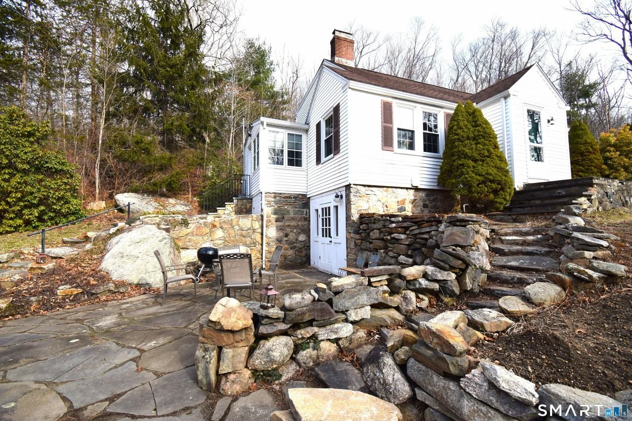 2203 Durham Rd - Photo 2 of 18