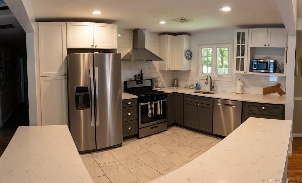 12 Allendale Rd - Photo 3 of 20