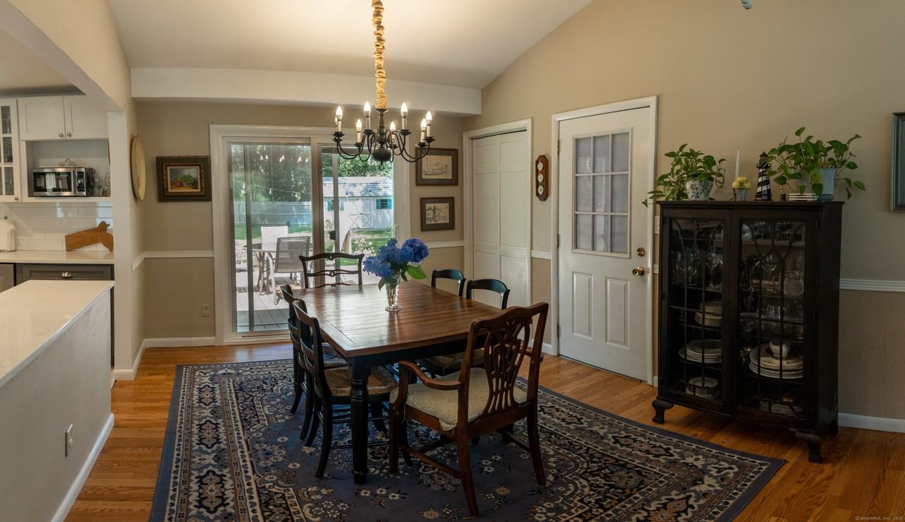 12 Allendale Rd - Photo 7 of 20