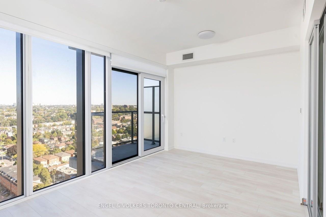 1285 Dupont Road N 1908 - Photo 5 of 22