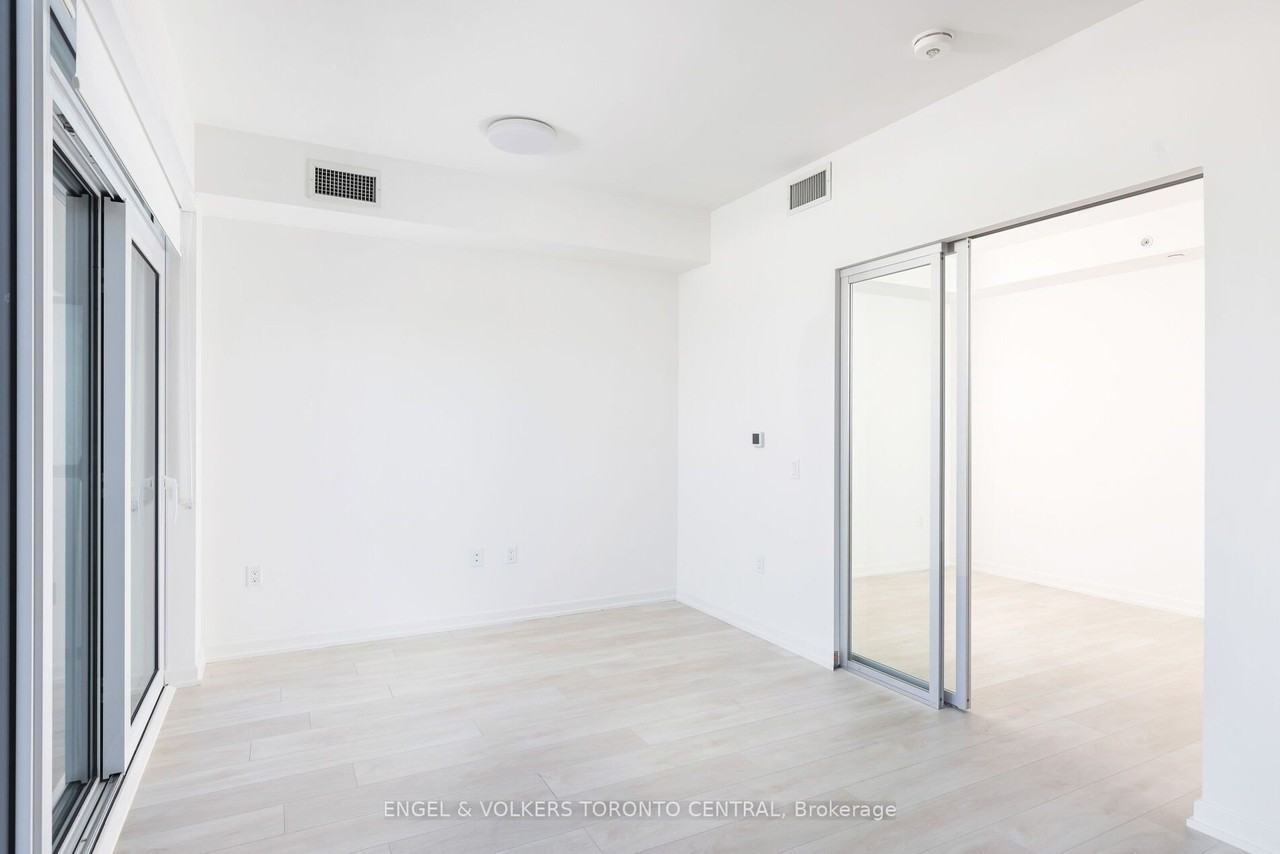 1285 Dupont Road N 1908 - Photo 7 of 22