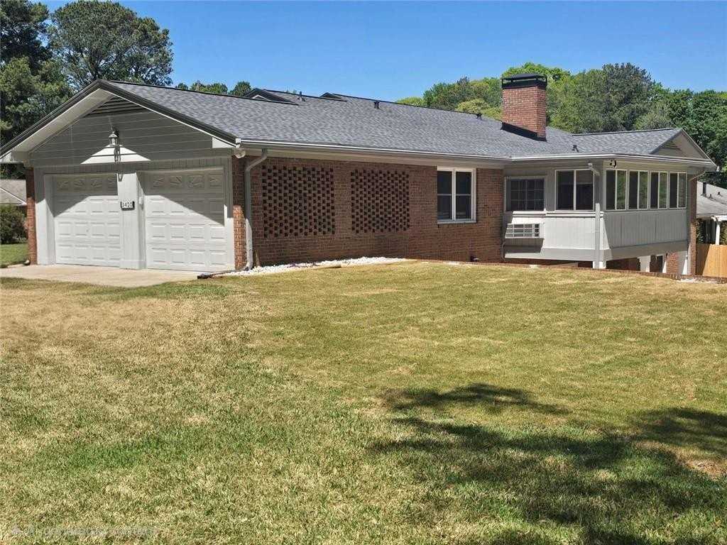 3420 Northside Dr - Photo 3 of 23