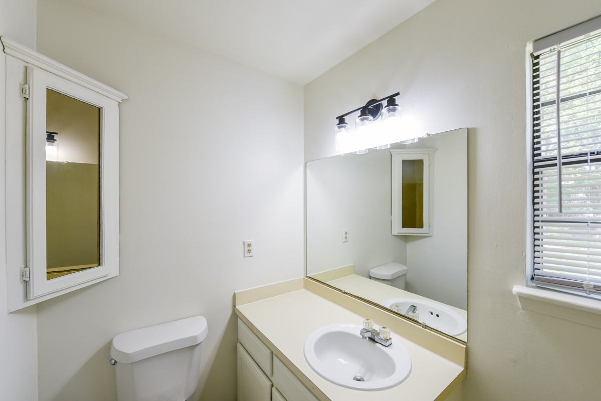 512 Carson Rd #1 - Photo 6 of 9