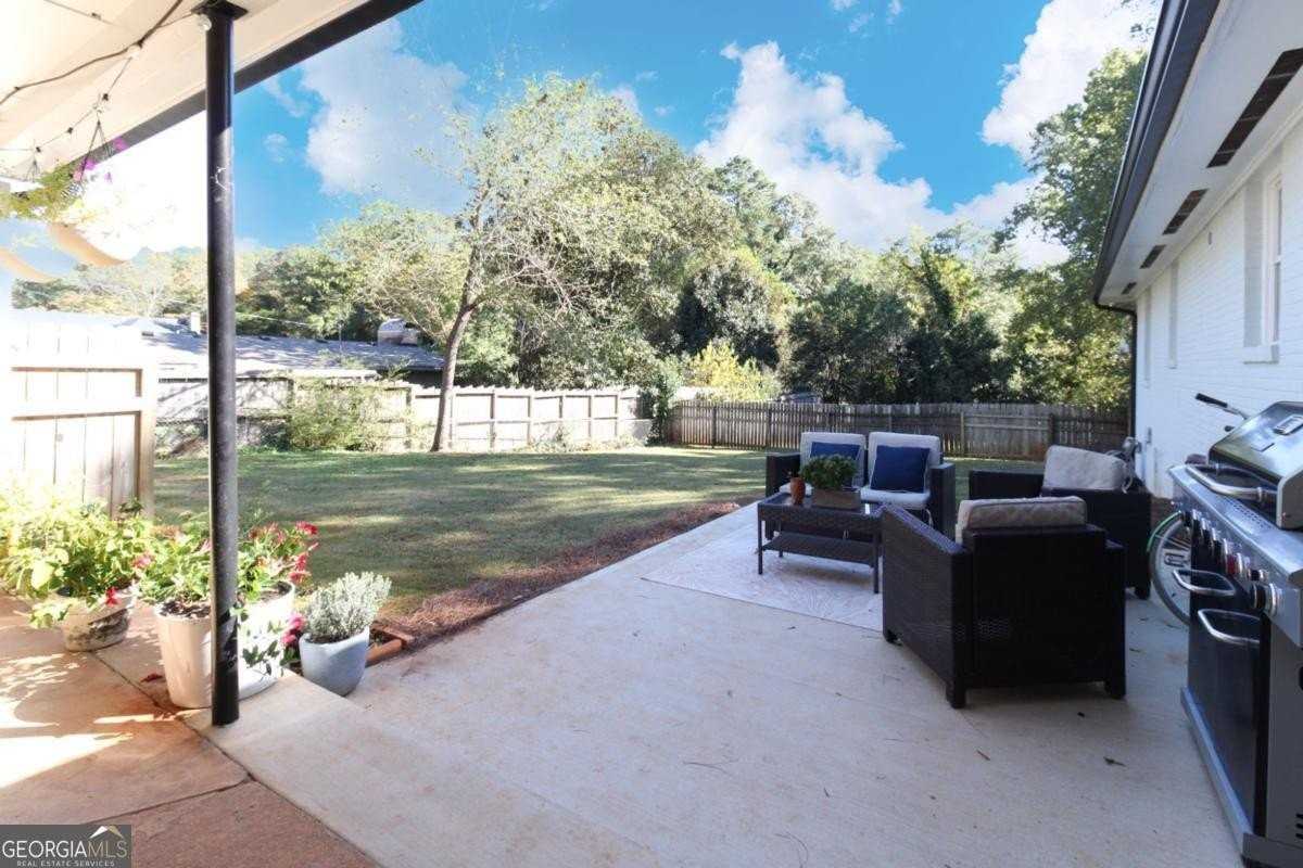 1092 W Lake Dr - Photo 4 of 24