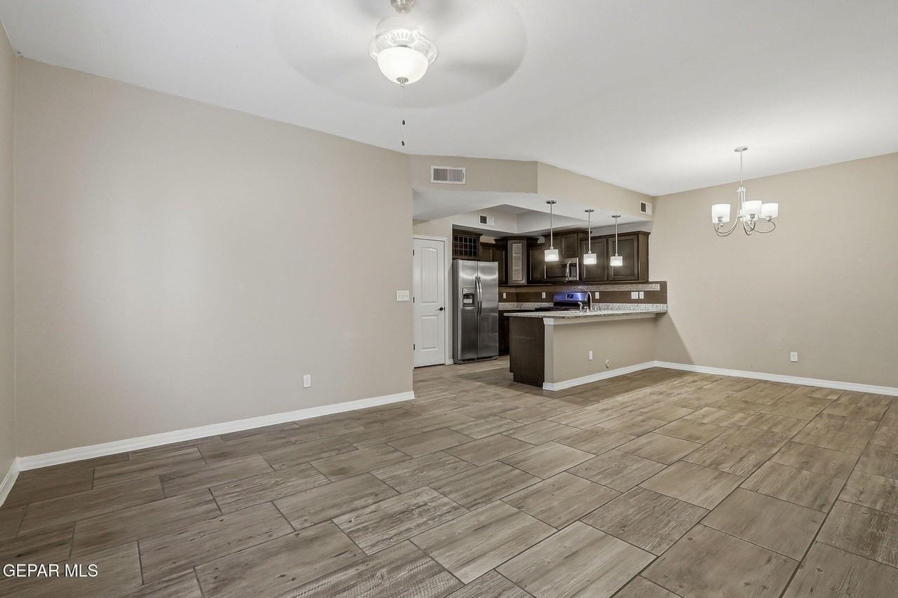 717 Hc Gilbert Minjares Dr Unit A - Photo 6 of 34