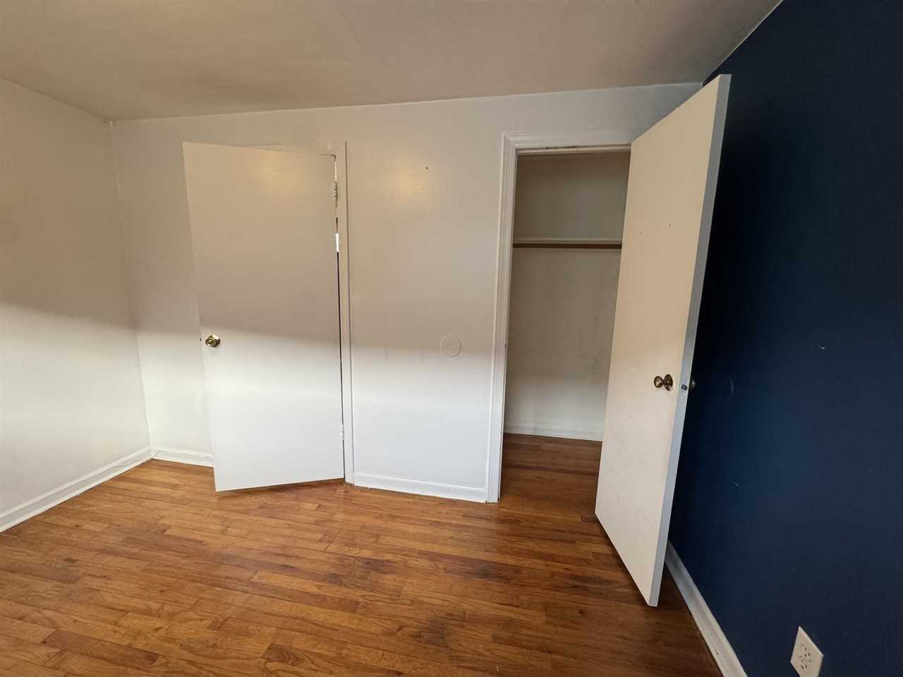 90 Roosevelt Ave #2 - Photo 7 of 11