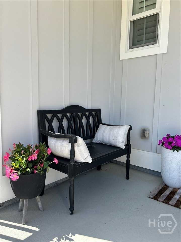 183 Steepleview Dr - Photo 2 of 26