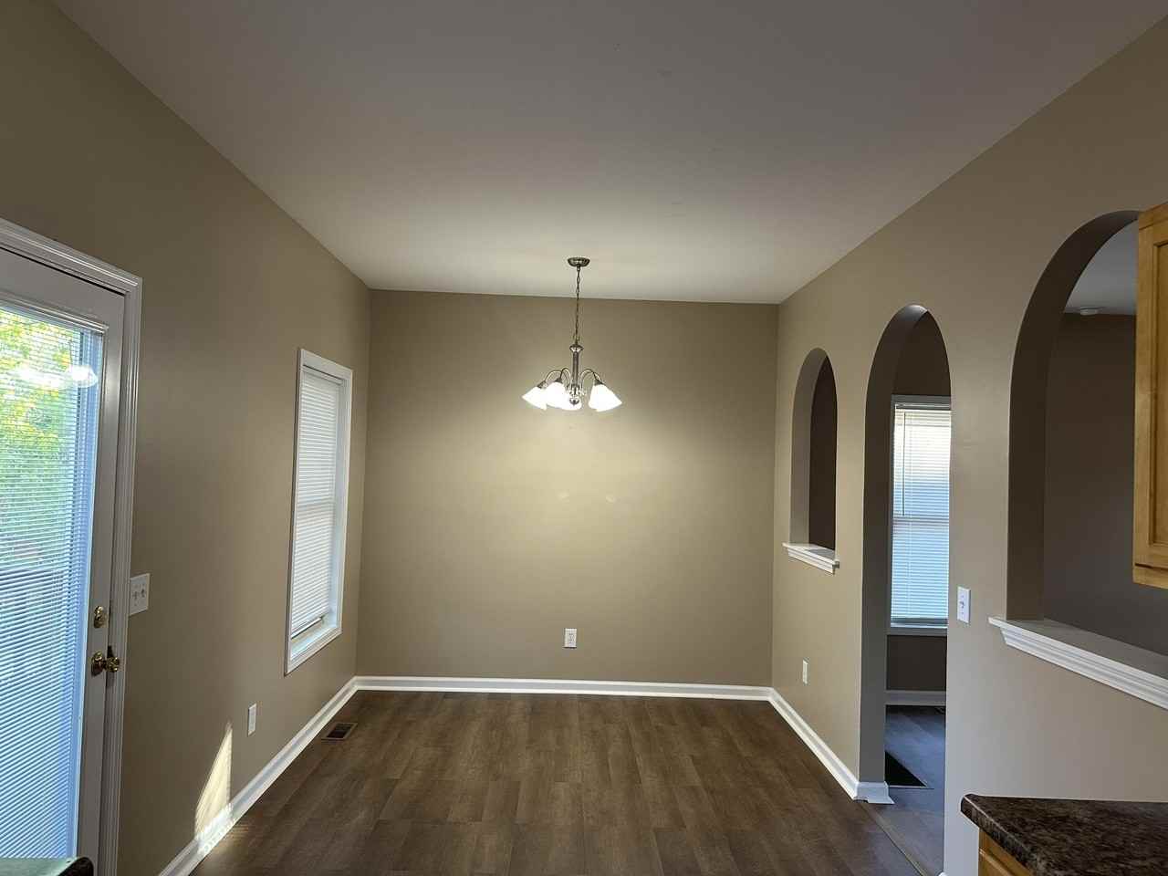 3933 Pine Ridge Way - Photo 4 of 12