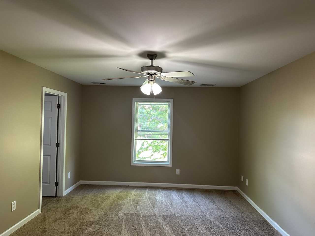 3933 Pine Ridge Way - Photo 5 of 12