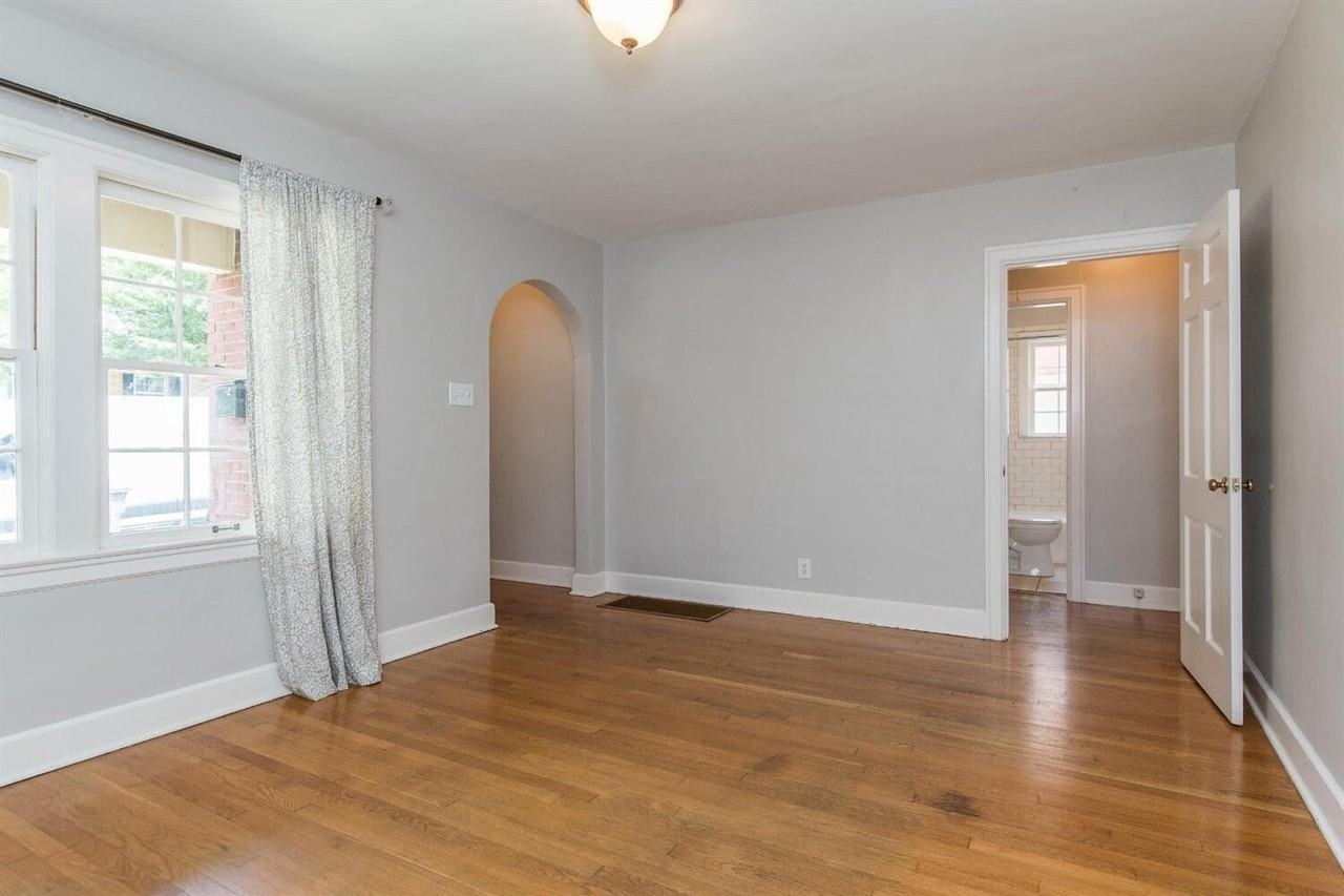 224 Lackawanna Rd - Photo 3 of 22