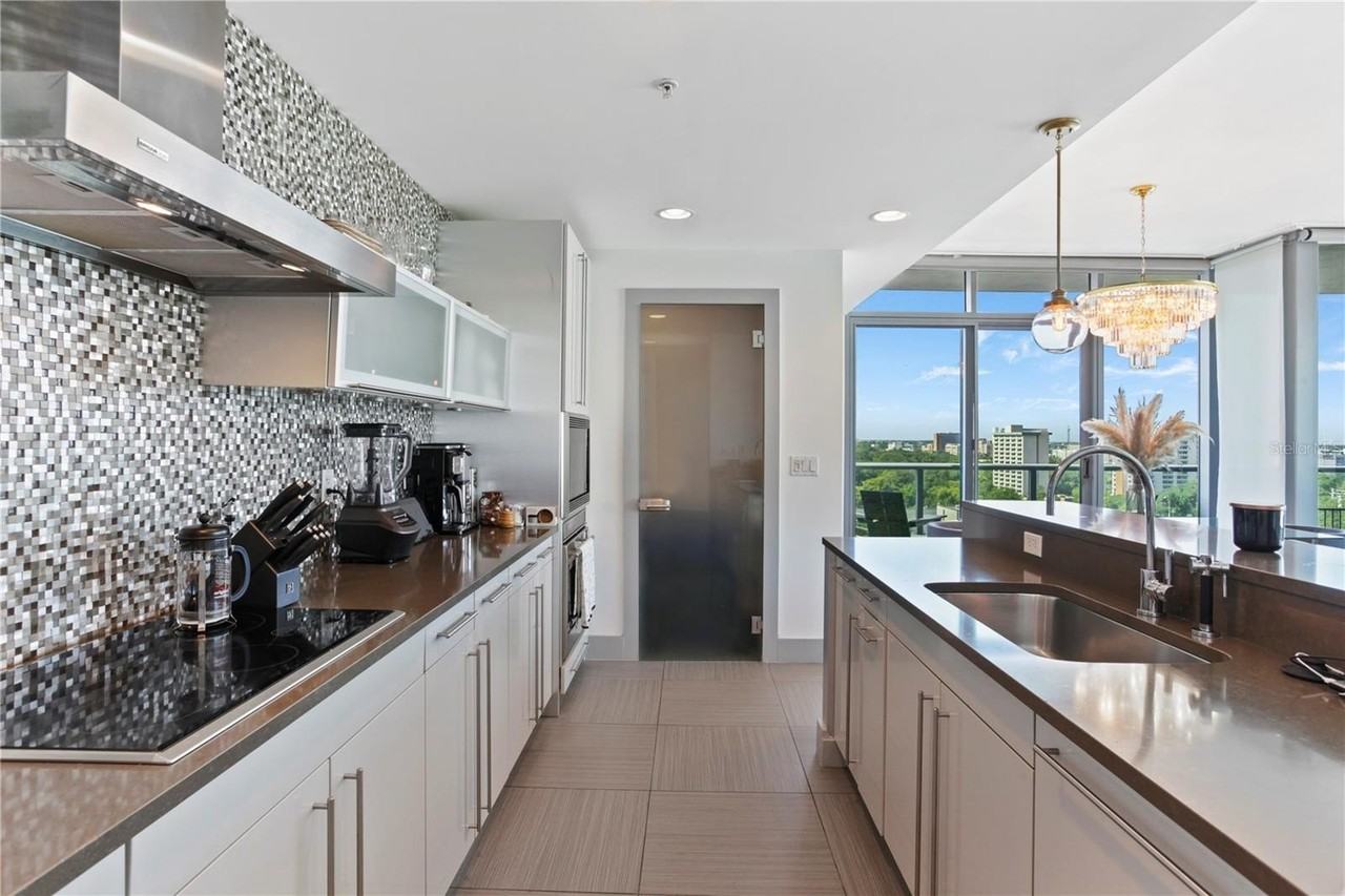260 S Osceola Ave #1106 - Photo 4 of 19