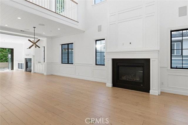 1405 Oak Ave - Photo 2 of 6